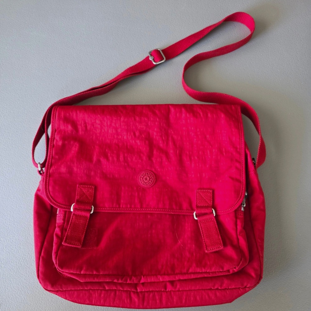 Kipling Large Red Nylon Messenger Bag Crossbody Flap Laptop Travel Utility Purse